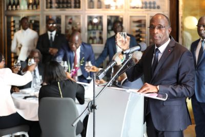 Côte d’Ivoire: le secteur d’assurance réalise un chiffre d’affaires de 360 milliards FCFA en 2018 (Ministre)